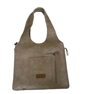 Trinity Ranch fringe‎ Concealed Carry Hobo Bag-Khaki EUC
Gently used